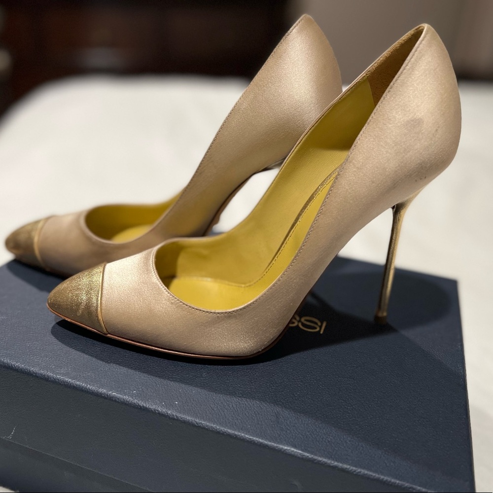 Sergio Rossi Gold Scarpe Donna Pump